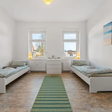 Apartment Spacious In *